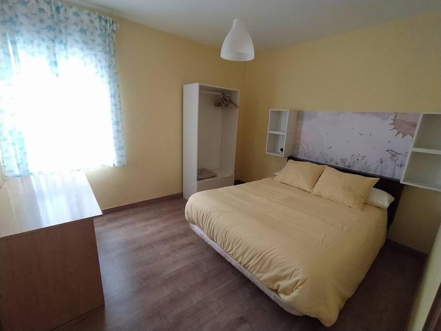 Fc Temple Apartment Ponferrada Bagian luar foto